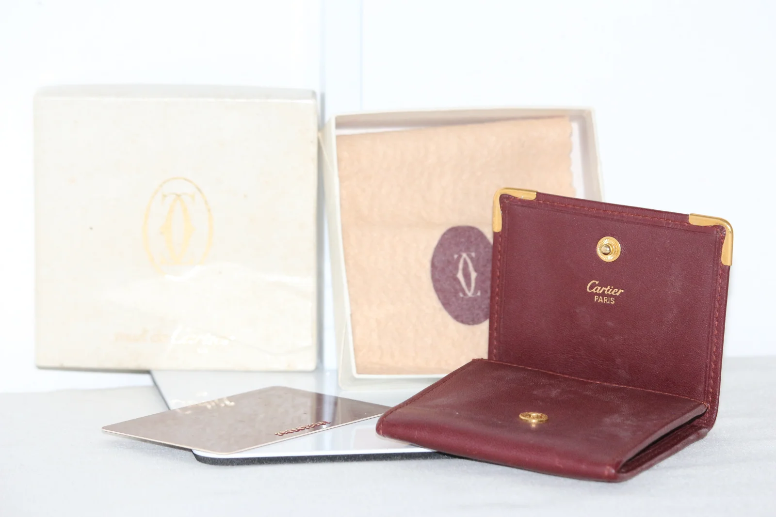 VINTAGE MUST DE CARTIER BORDEAUX LEATHER COIN PURSE