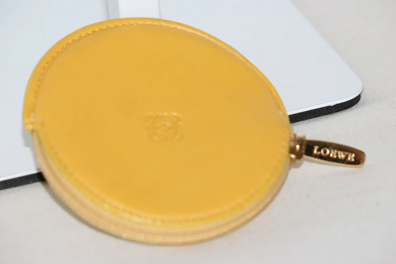 LOEWE LEATHER ZIPPED COIN PURSE