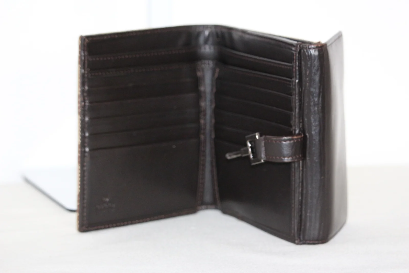 VINTAGE GUCCI BI-FOLD CANVAS LEATHER MEN'S WALLET