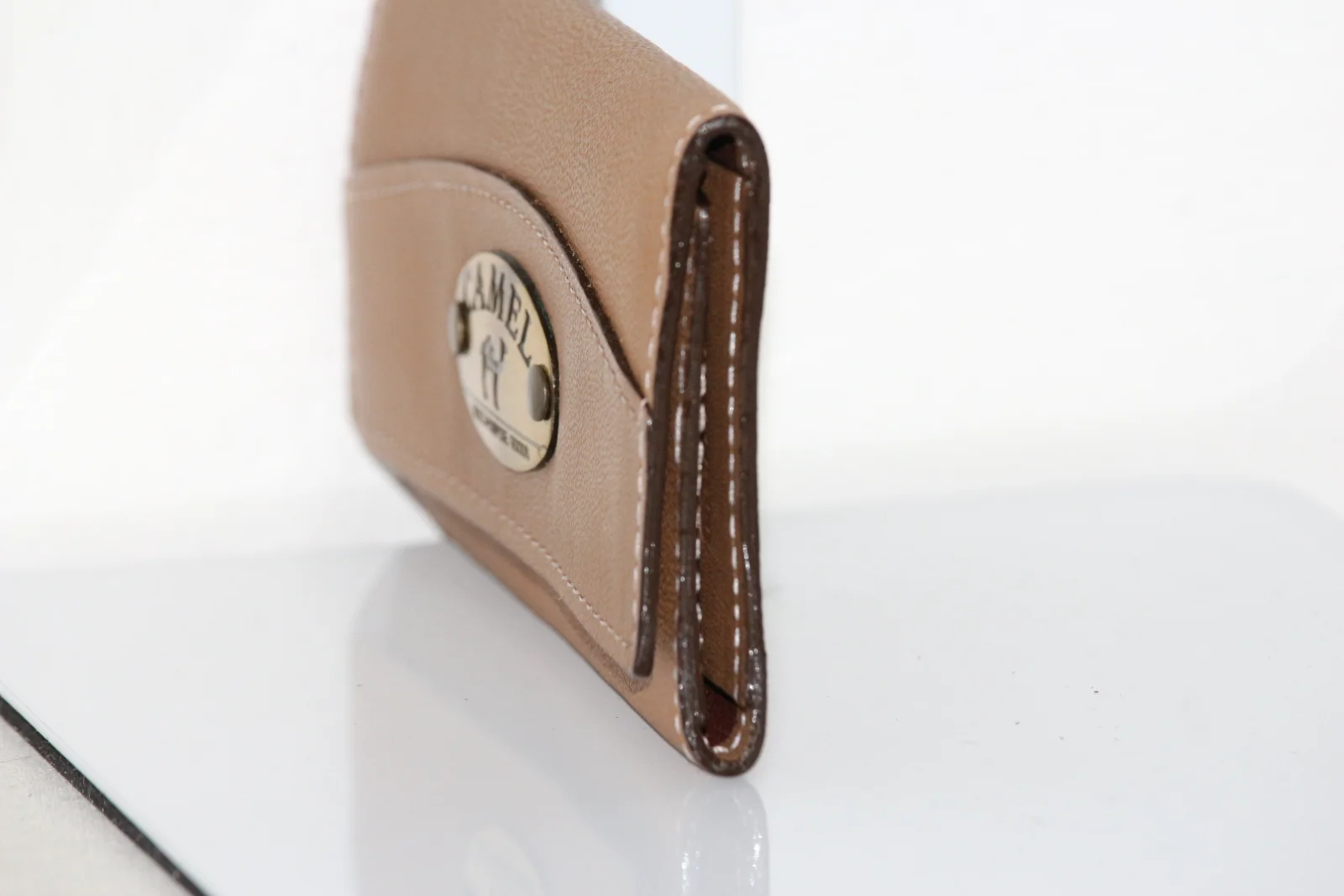 VINTAGE CAMEL LEATHER KEYRING HOLDER