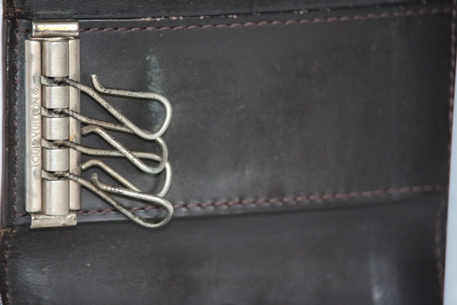 LOUIS VUITTON MONOGRAM VERNIS KEY HOLDER