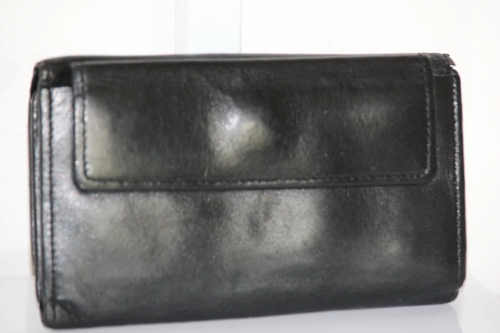 VINTAGE Yves SAINT LAURENT KEY HOLDER