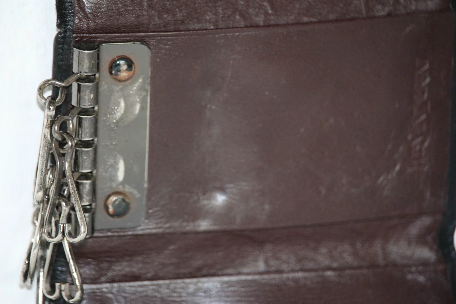 VINTAGE Yves SAINT LAURENT KEY HOLDER