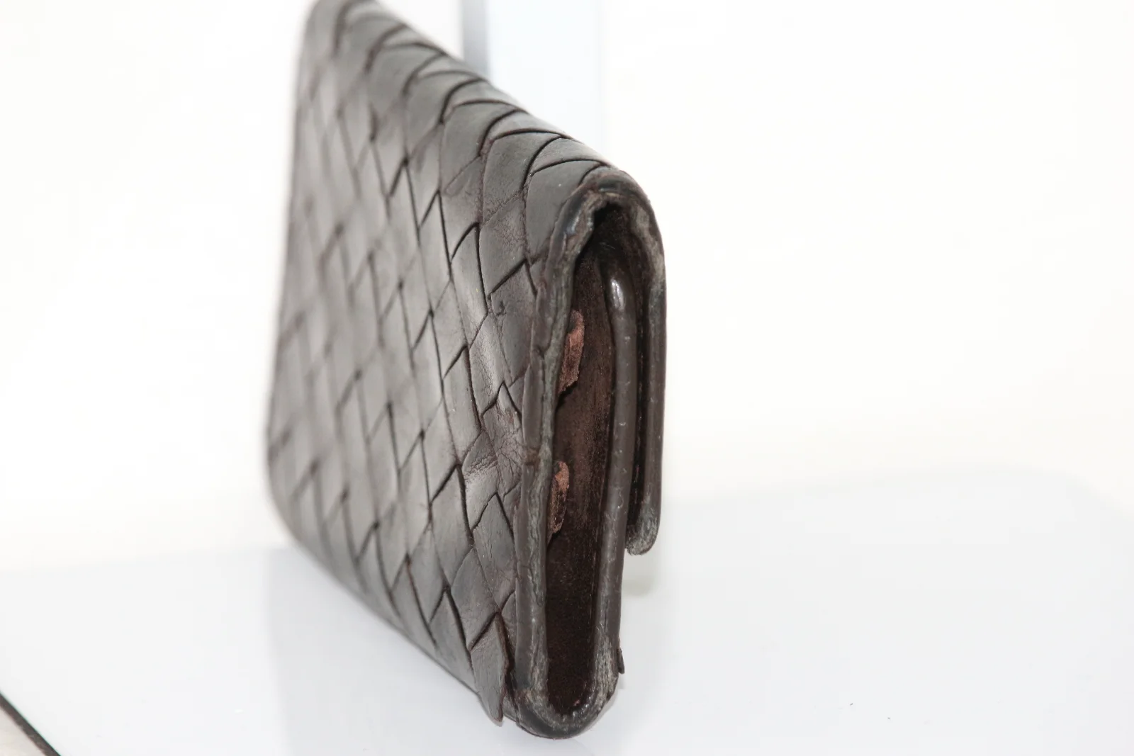 VINTAGE BOTTEGA VENETA LEATHER KEY HOLDER