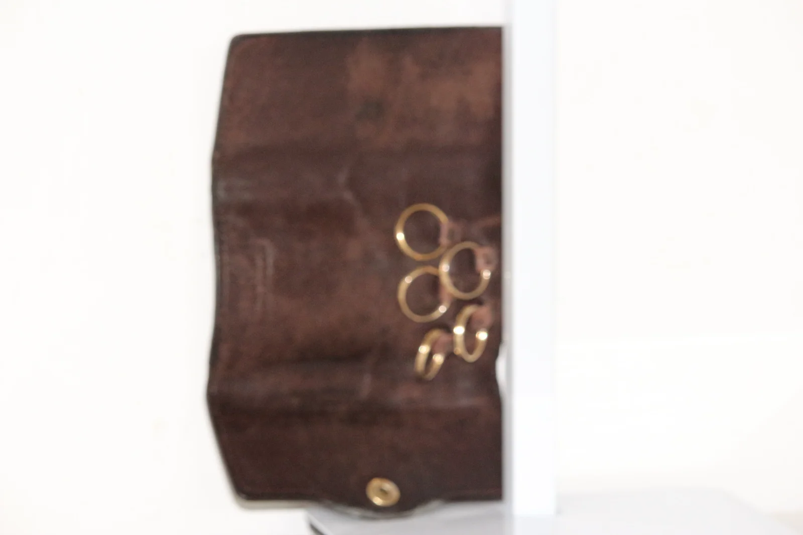 VINTAGE BOTTEGA VENETA LEATHER KEY HOLDER