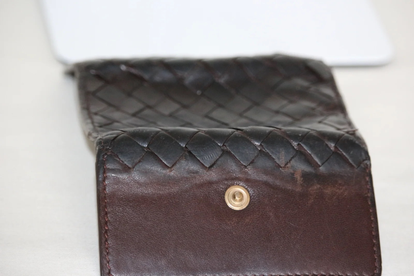VINTAGE BOTTEGA VENETA LEATHER KEY HOLDER