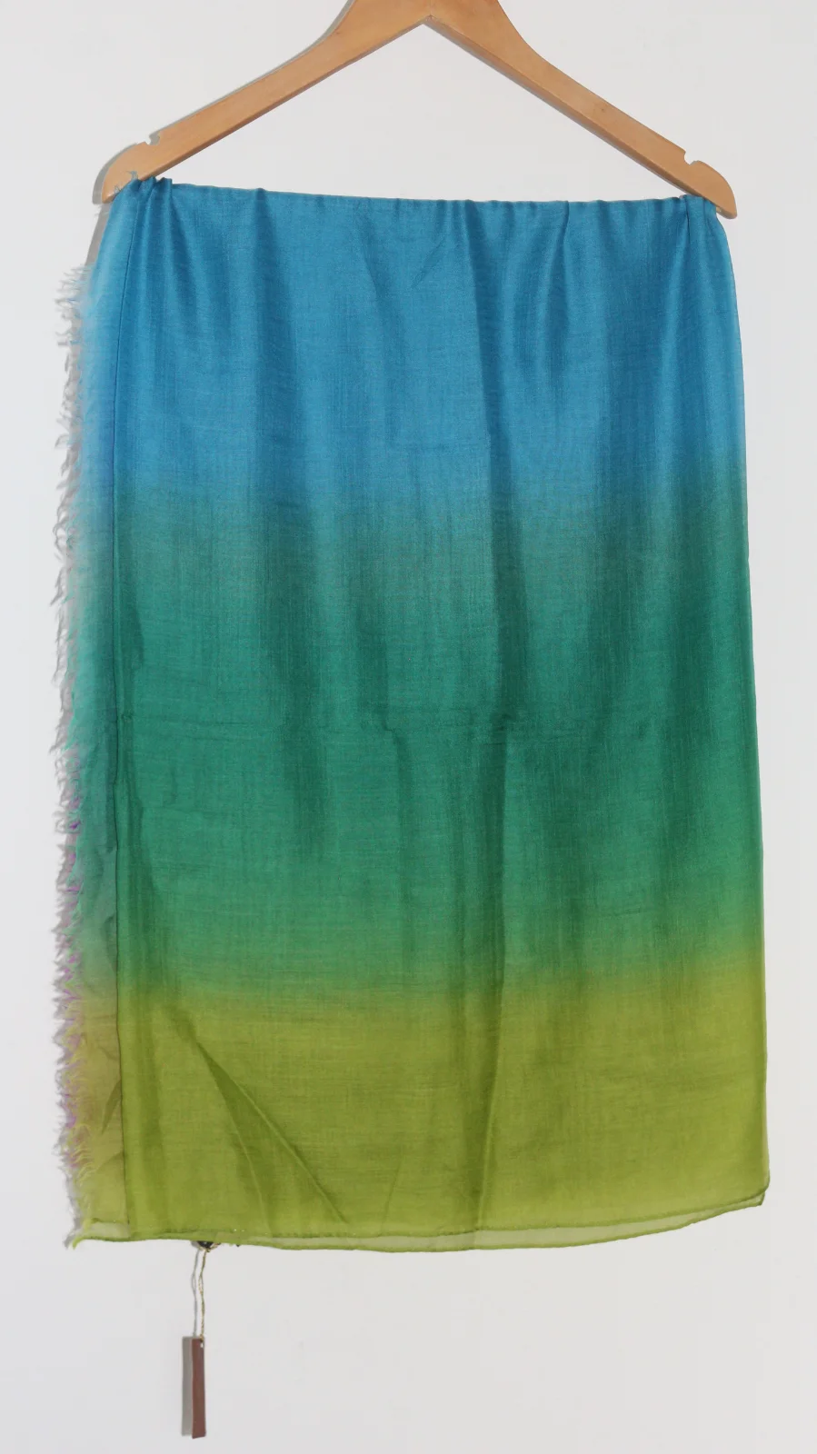 LORO PIANA 100% CASHMERE SCARF