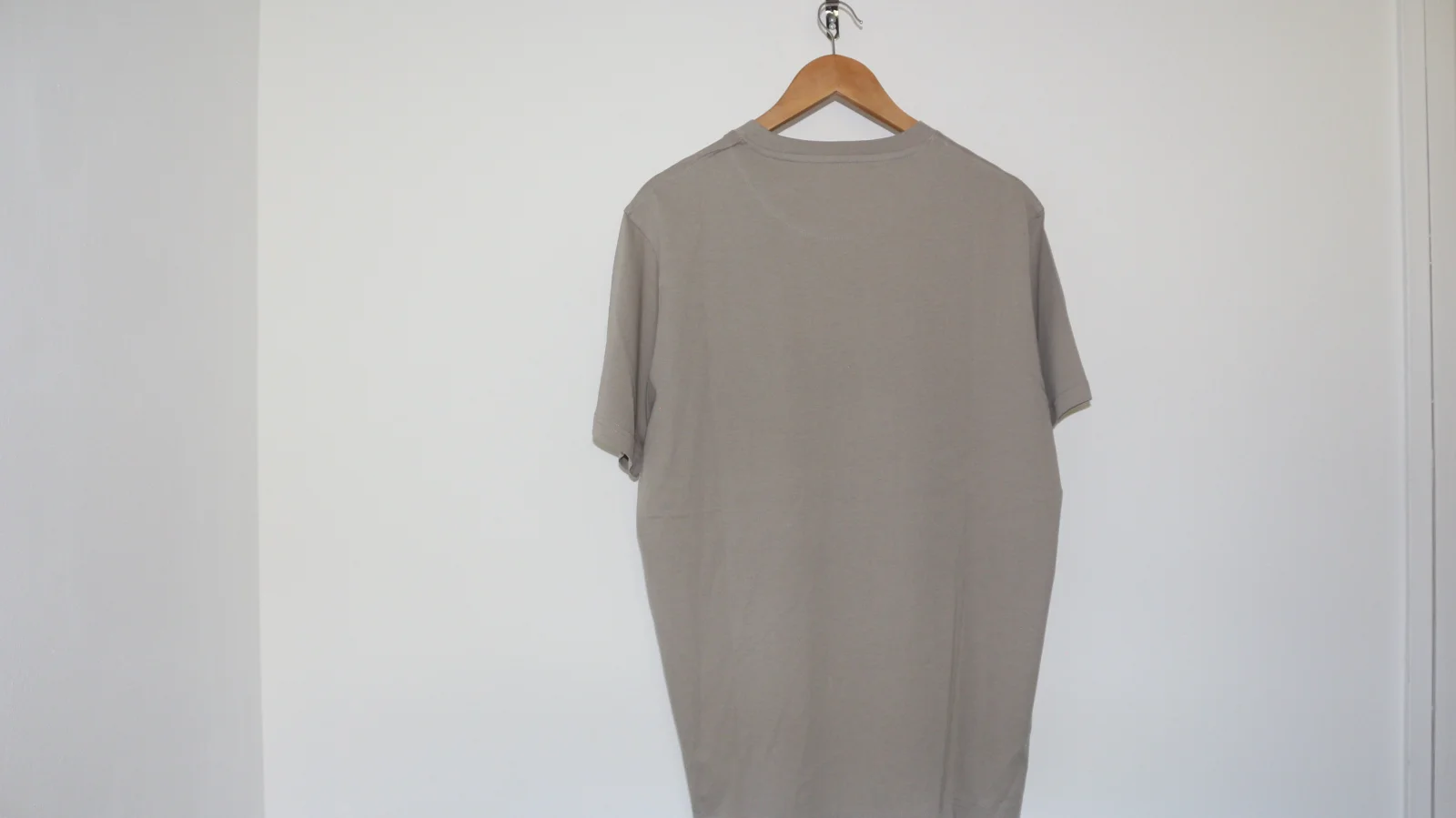 AQUASCUTUM  T-SHIRT