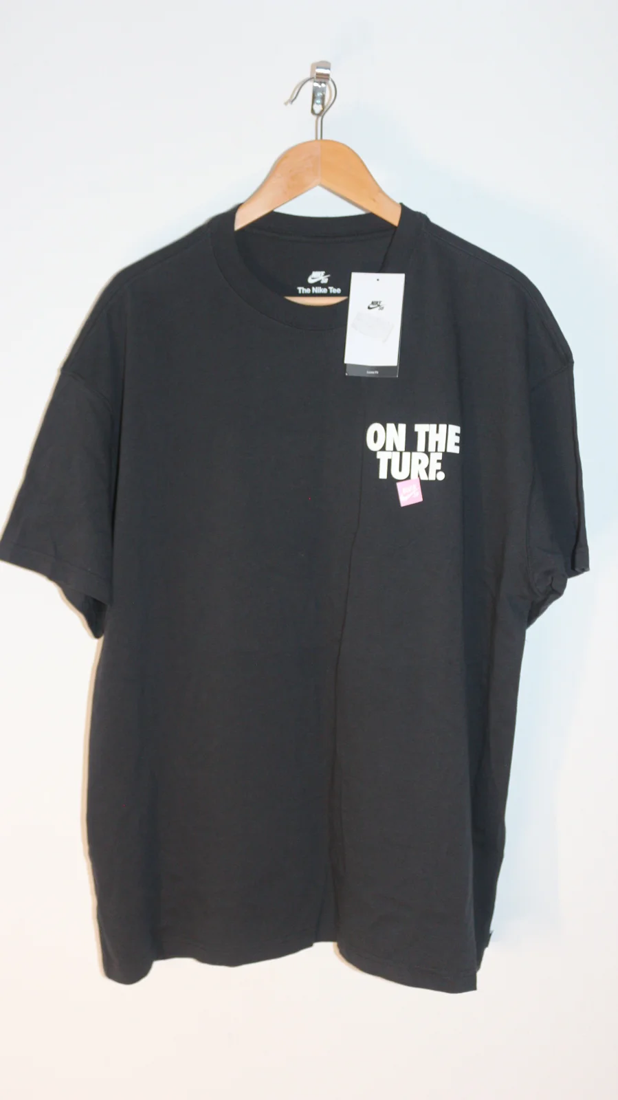 NIKE SB BORN X RAISED ON THE TURF TEE BLACK