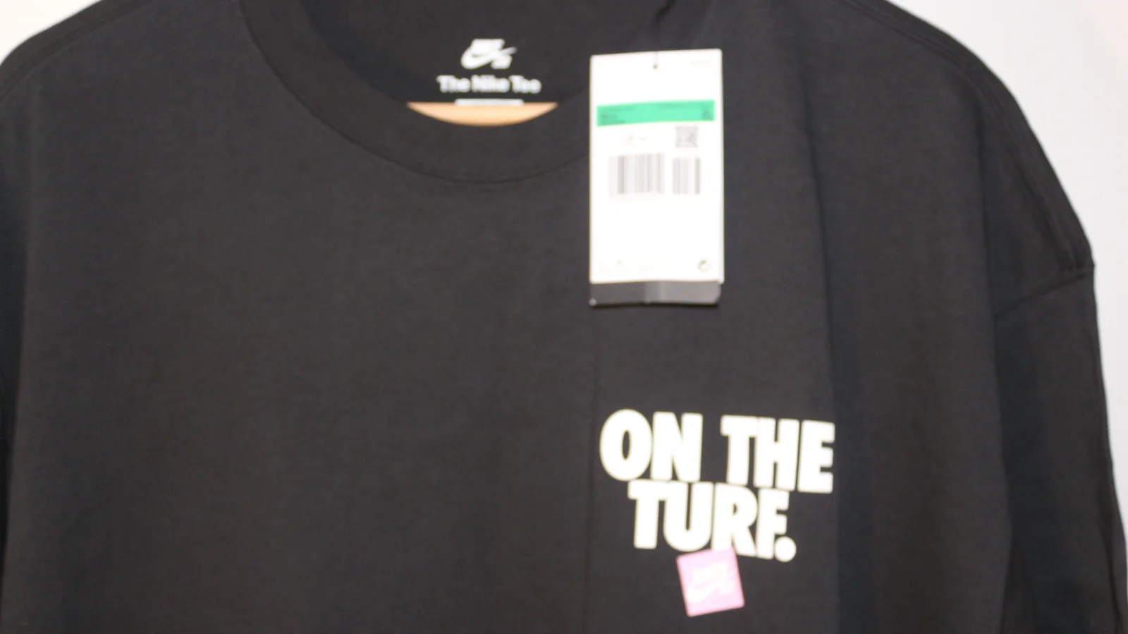 NIKE SB BORN X RAISED ON THE TURF TEE BLACK | Buy Online in UK