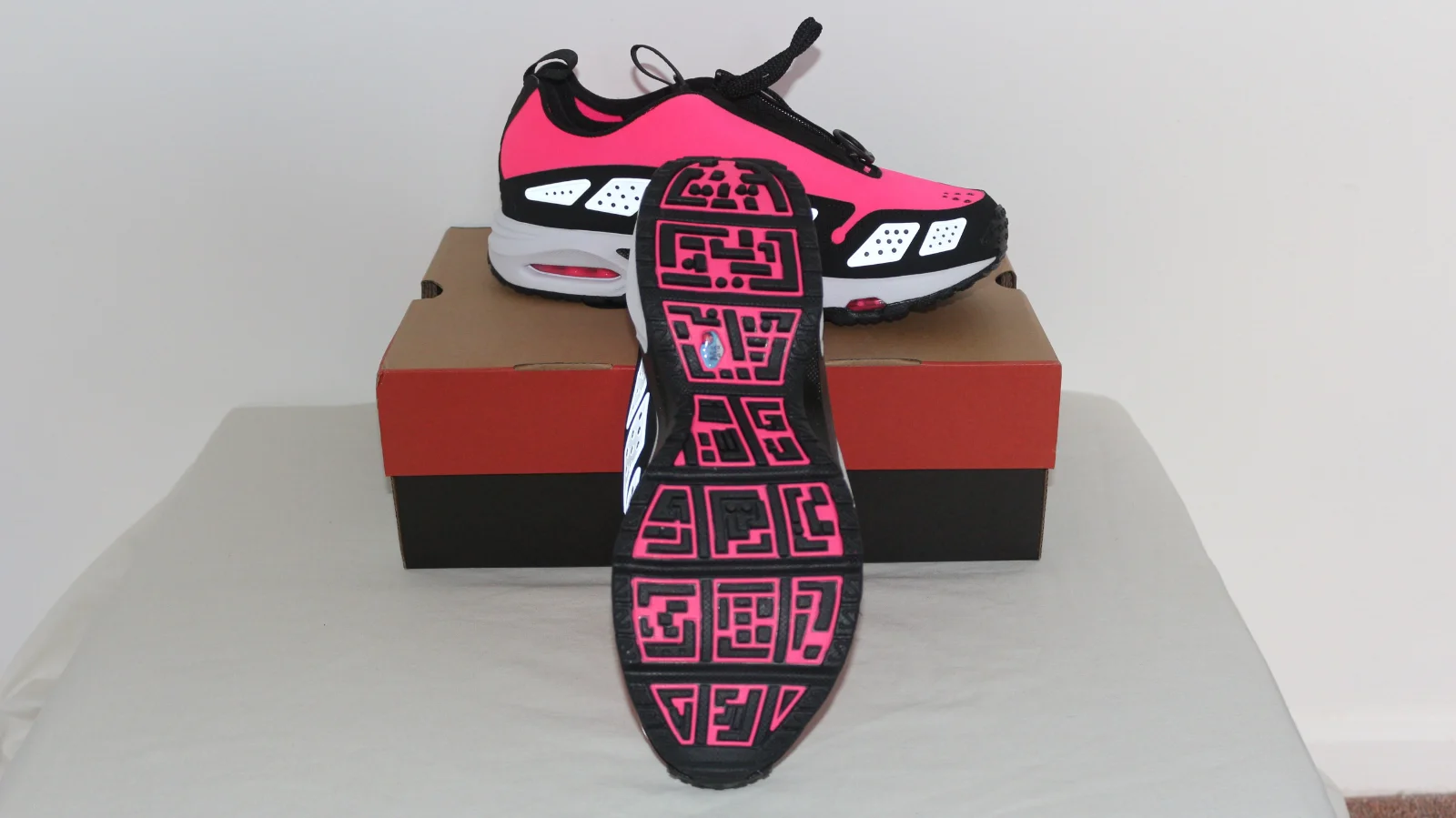 NIKE AIR MAX SUNDER