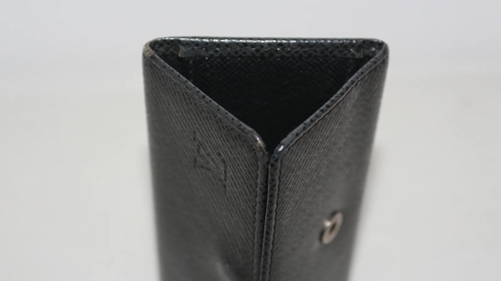LOUIS VUITTON LEATHER KEY CASE