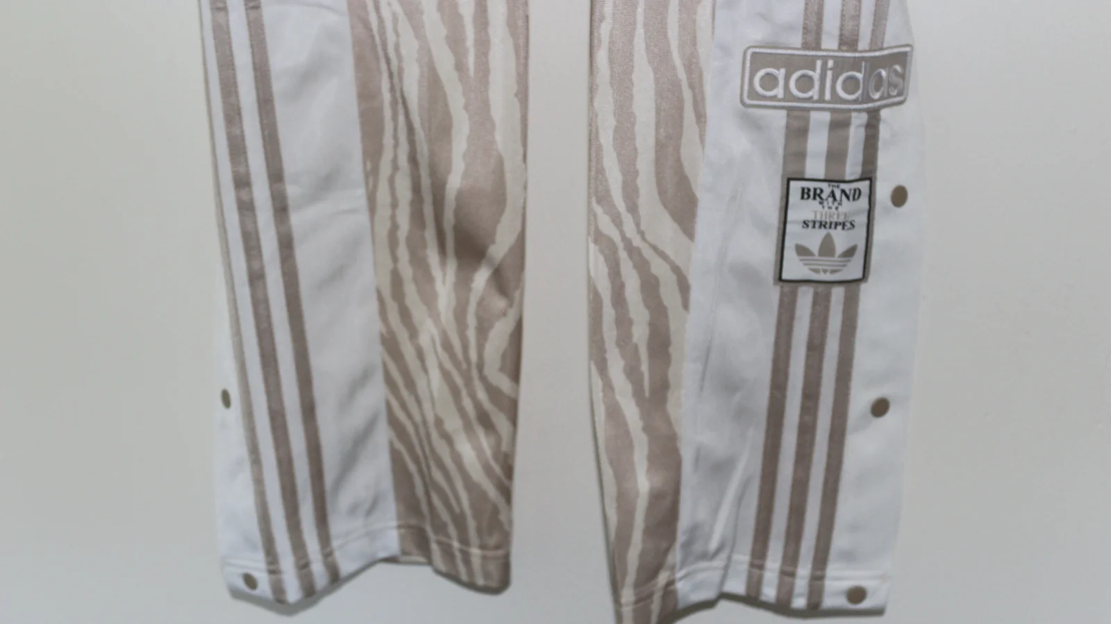 ADIDAS GRAPHICS ANIMAL ADIBREAK TRACKSUIT BOTTOMS