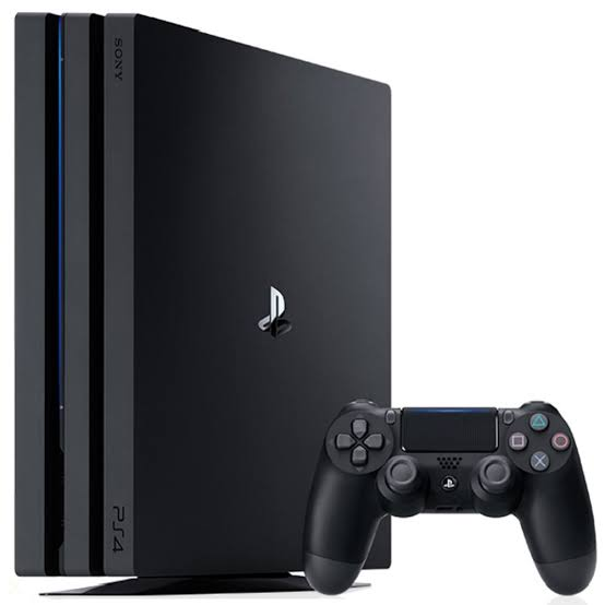 Sony PS4 Pro 1TB Black – CUH-7116B + Controller