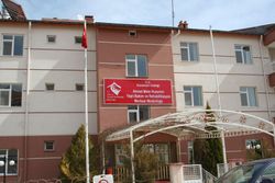 Karaman Ahmet Mete Huzurevi Yaşlı Bakım Ve Rehabilitasyon Merkezi huzurevi fotoğrafı