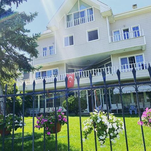 Dört Mevsim Yaşam Köşkü Yaşlı Bakım Merkezi Huzurevi görünümü 1