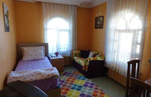 Kadıköy Yaşam 2 Huzurevi Ve Yaşlı Bakım Merkezi Ataşehir Şube Huzurevi görünümü 1