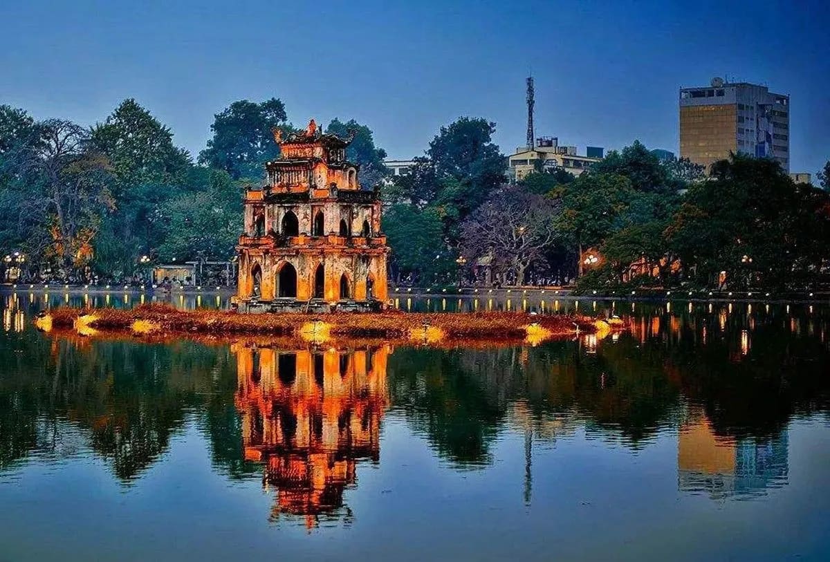 Hoàn Kiếm Lake in Hanoi with The Huc Bridge