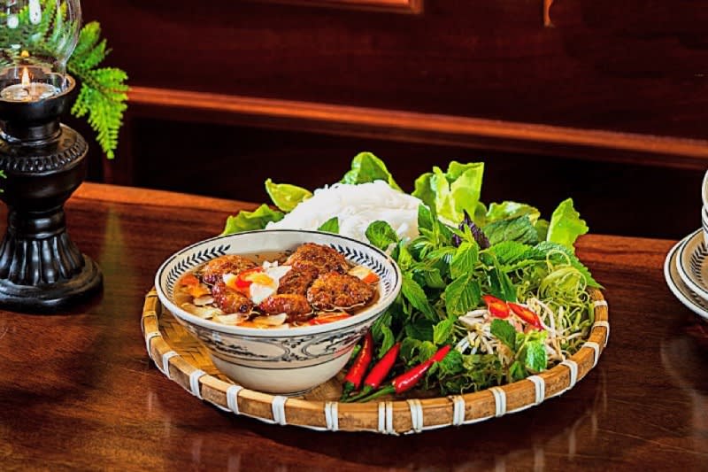 Bun Cha Hanoi - Grilled pork with noodles