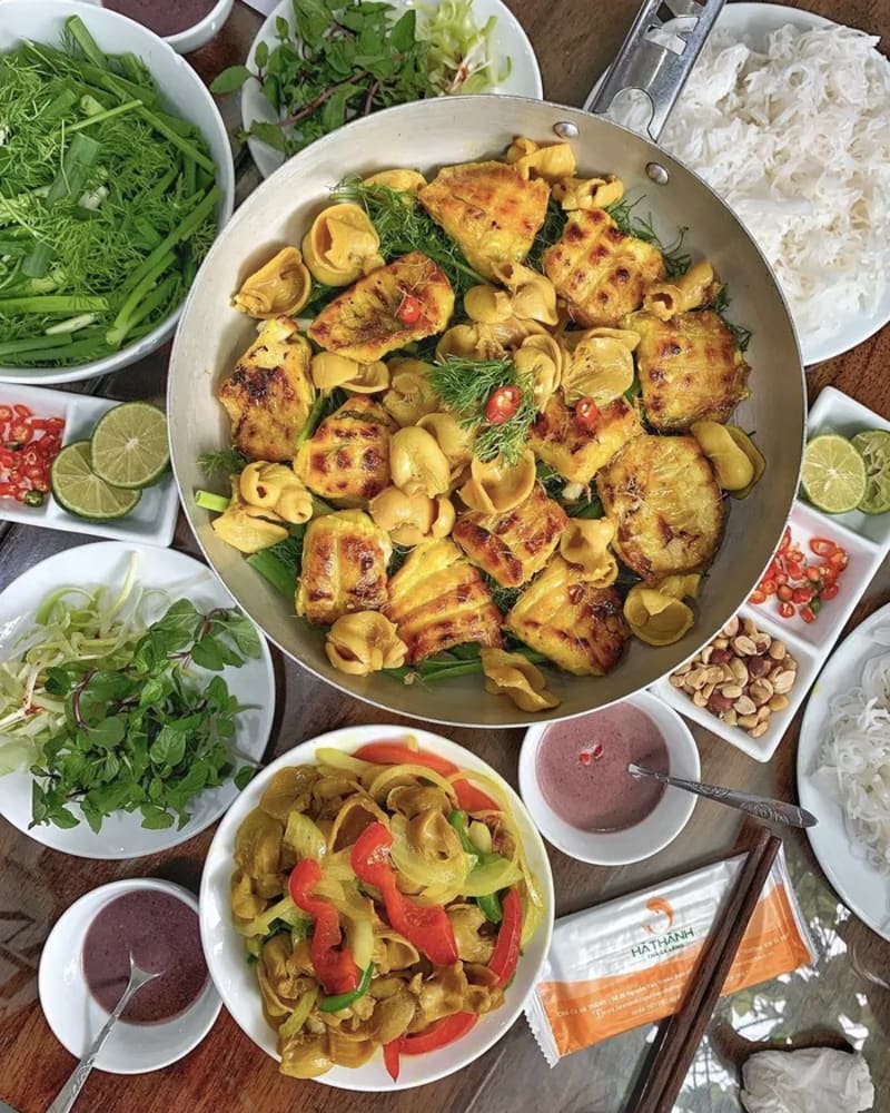 Cha Ca - Turmeric fish with dill