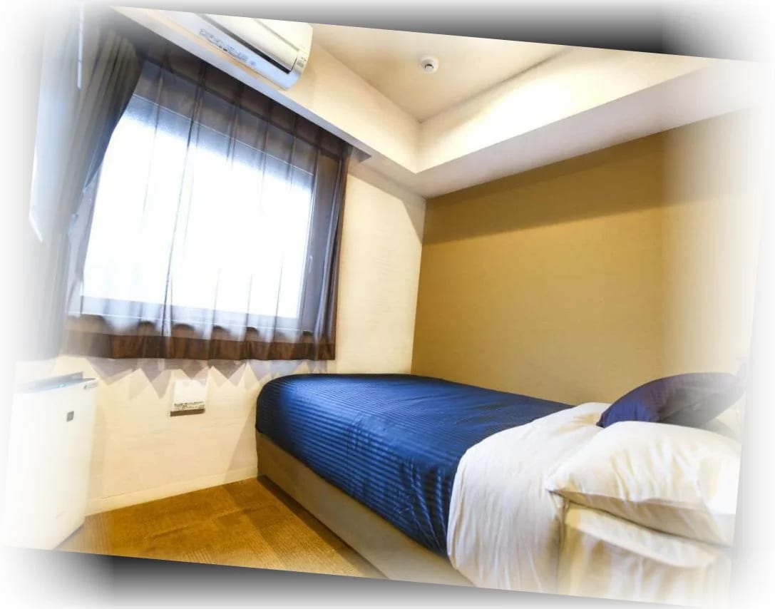 호텔_라이브맥스_후쿠오카_텐진_세미_더블룸_(흡연_가능)