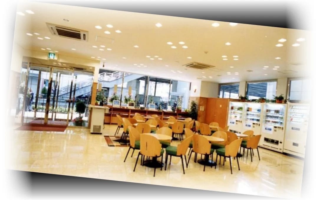 토요코_인_신-요코하마_에키마에_신칸_로비