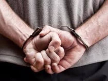 В Улан-Удэ сын зарезал мать и продолжил пьянствовать