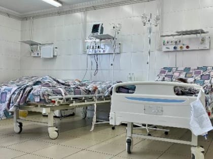 В Кемерове двое детей попали в больницу после игр с лекарством