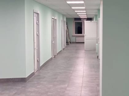 Губернатор Иркутской области проверил капитальный ремонт поликлиник в Усть-Илимске
