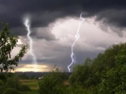 На Алтае опять аномальная жара, дожди, грозы и штормовой ветер