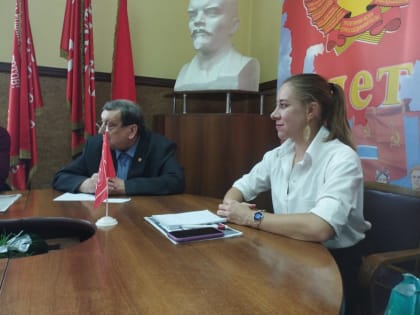 Советник Г.А. Зюганова Маргарита Образцова посетила Иркутск