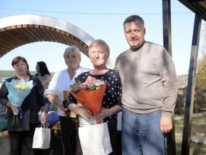 Губернатор Иркутской области обсуждает важные вопросы с жителями села Чикан