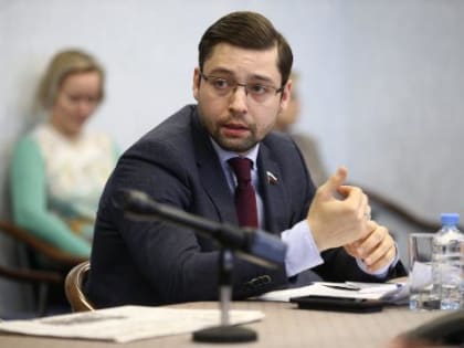 Депутат от Иркутской области предложил снизить оплату ЖКХ в новогодние праздники