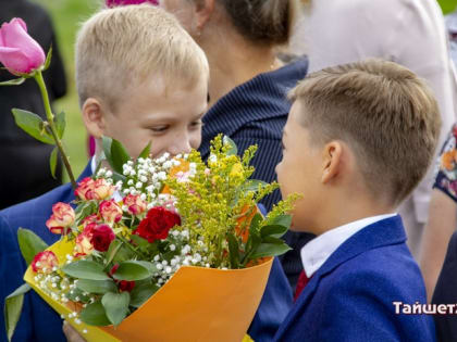 Запись детей в первый класс продолжается