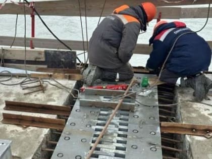 Власти Новосибирска пригрозили расторгнуть контракт на ремонт Октябрьского моста