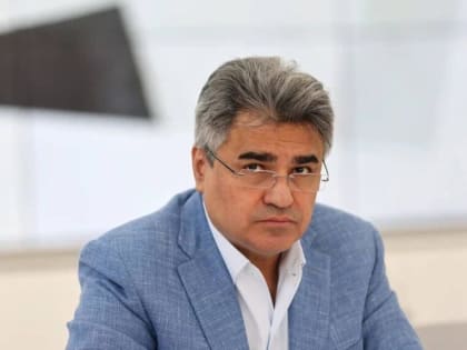 Выбирать школьное питание и форму: «Новые люди» внесли законопроект, который даст иркутским родителям больше власти в школах