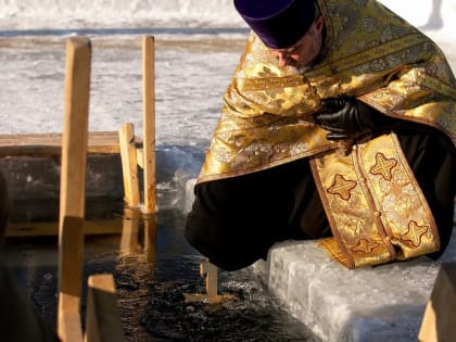 В Иркутской области рядом с местами крещенских купаний организуют пункты обогрева