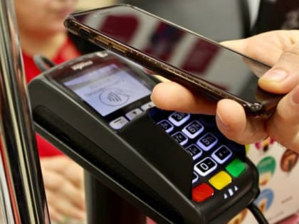 Росбанк, «Дом.РФ» и Экспобанк запустят платежные стикеры до августа