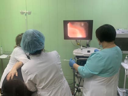 В Киренской районной больнице впервые провели операцию по удалению полипа желудка