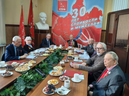 Совет старейшин на переднем крае политической борьбы