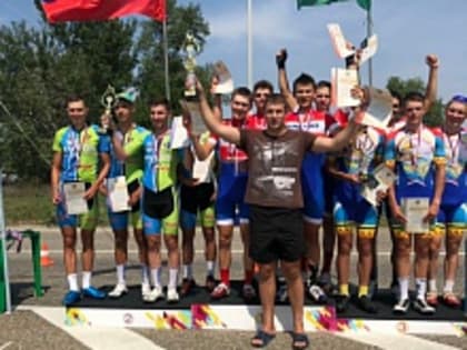 Трое усольчан в составе сборной Иркутской области победили в командной гонке на первенстве России по велоспорту