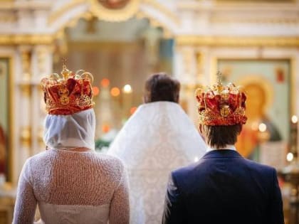 Томский священник объяснил запрет на венчание 14 февраля