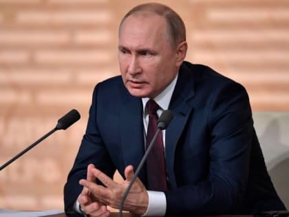 Песков: Путин пока не заявлял об участии в президентской гонке в 2024 году