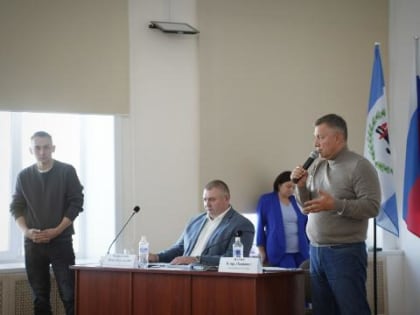 Губернатор Иркутской области встретился с жителями Жигалово