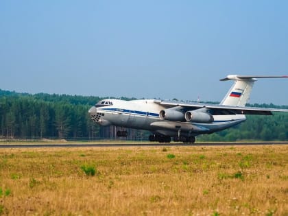 Военная техника покинула аэропорт Красноярска