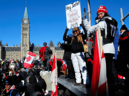 В Канаде прошла акция против поставок оружия Украине