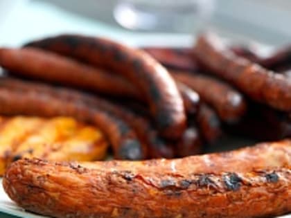 В РФ участилось добавление запрещенного «мясного клея» в продукты