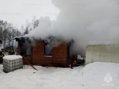 Очередной пожар в жилом секторе