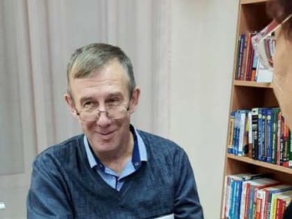 Снова в гостях у ангарчан известный писатель!