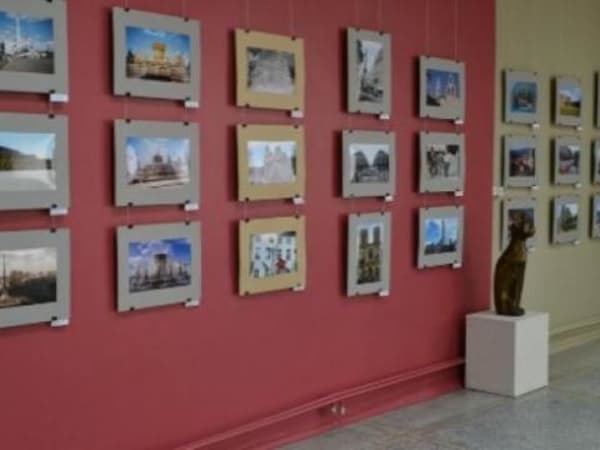 Виталий Перетолчин: Фонды картинной галереи Усть-Илимска за 30 лет выросли до 1,7 тысяч произведений искусства